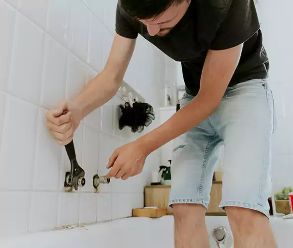Affordable Bathtub Faucet Replacement in Muncie: Choose Experienced Local Technicians