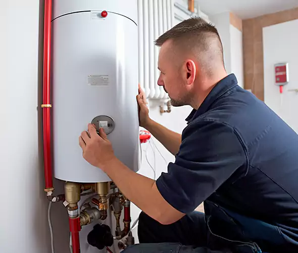 Expert Plumber for Gas Water Heater Replacement in Muncie, IN: Schedule Affordable Replacement Services with Us