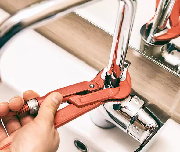 Expert Leak Repair Plumber in Muncie, IN