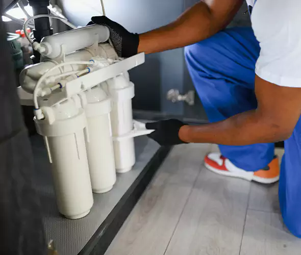 Expert Plumber for Water Softener Replacement in Muncie, IN: Schedule Affordable Replacement Services with Us