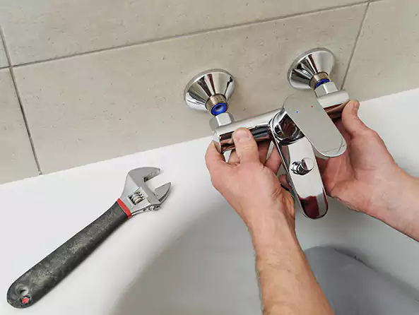 Why Choose Plumbing Pros Muncie for Bathtub Faucet Replacement in Muncie, IN?